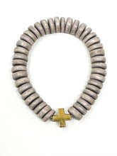 Wooden Stretch bracelet | Gray Cross