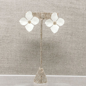 Ziva Floral Stud Earrings | Ivory
