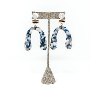 Loli Crescent Earrings | Navy