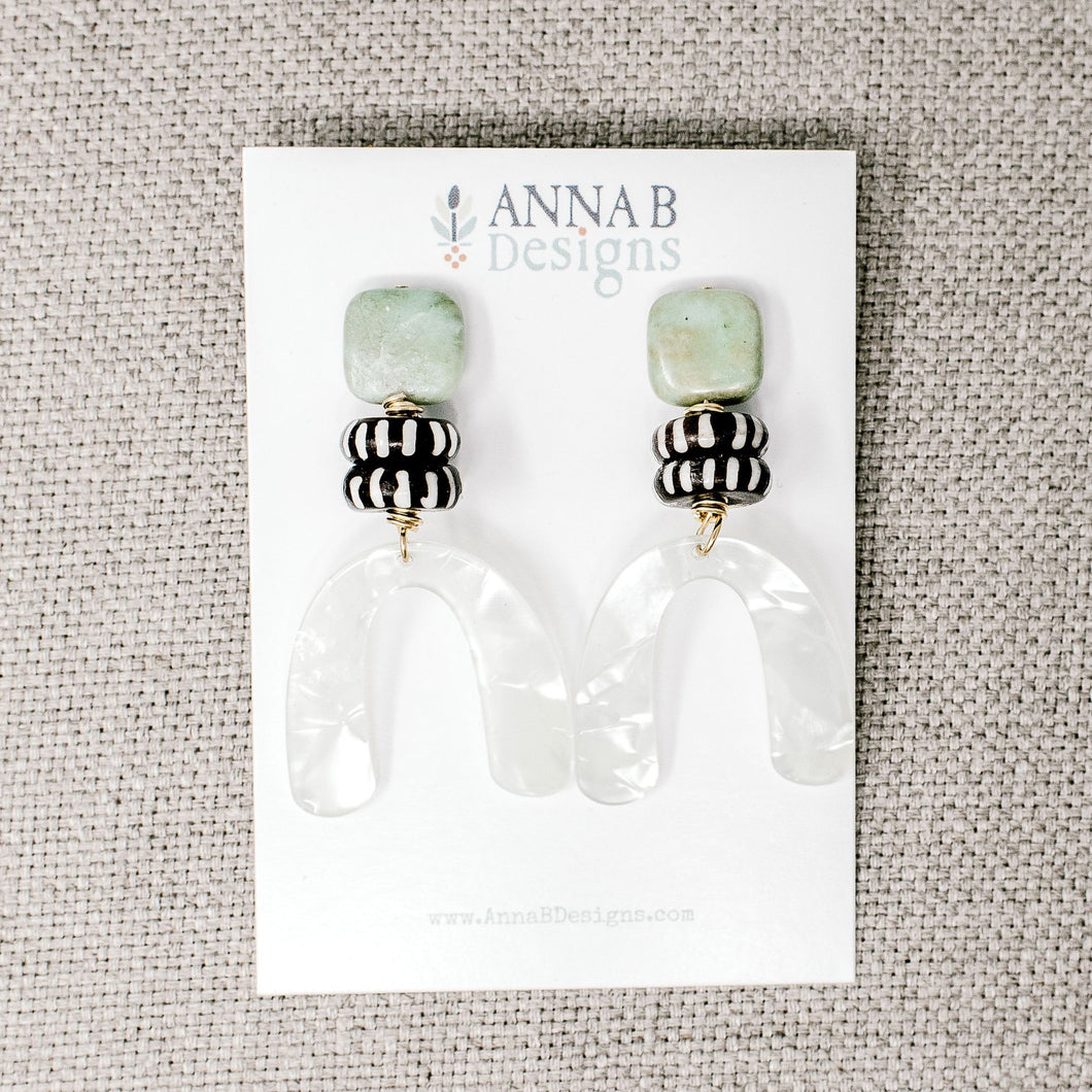 Loli Crescent Earrings | White
