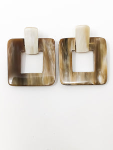 Alina Horn Earrings | Brown & Cream
