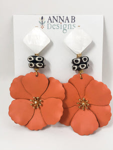 Bloem Floral Earrings | Tangerine