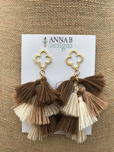 Quatrefoil Earrings- Brown