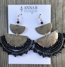 Leah Beaded Fan Earrings | Black