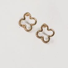 Allie Clover Studs | Gold