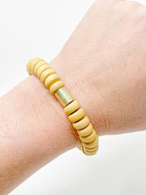 Wooden Stretch bracelet | Canary