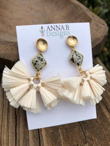 Raffia Fan Earrings- Ivory