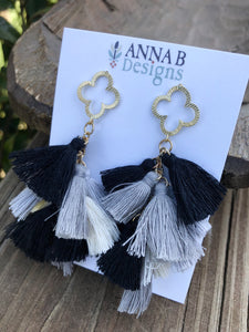 Quatrefoil Earrings- Black