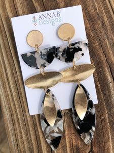Jolene Resin Earrings-Black