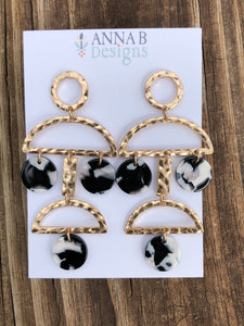 Betty Resin Earrings-Black and White