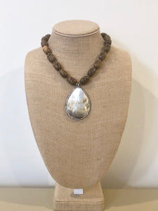 Mother of Pearl Wooden Necklace