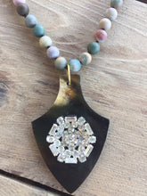 Agate Necklace with Rhinestone Pendant