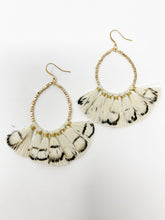 Simmons Feather Earrings | Ivory
