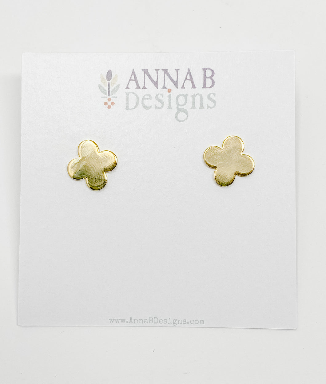 Kyle Clover Studs | Gold