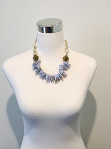 Agate Necklace with Horn Chain