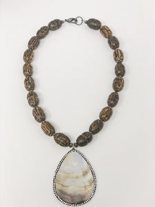 Mother of Pearl Wooden Necklace