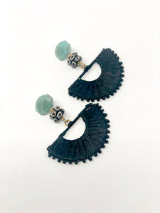 Lila Raffia Fan Earrings | Black