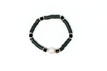 Clay Stretch bracelet with Freshwater Pearl