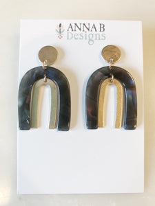 Blair Resin Earrings- Dark Gray